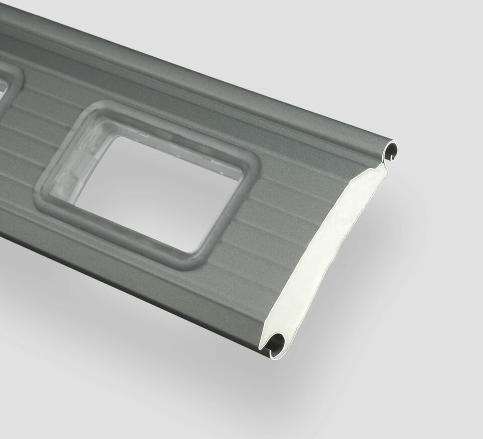 Rolltorprofil 1.95 R mit Fenstern
