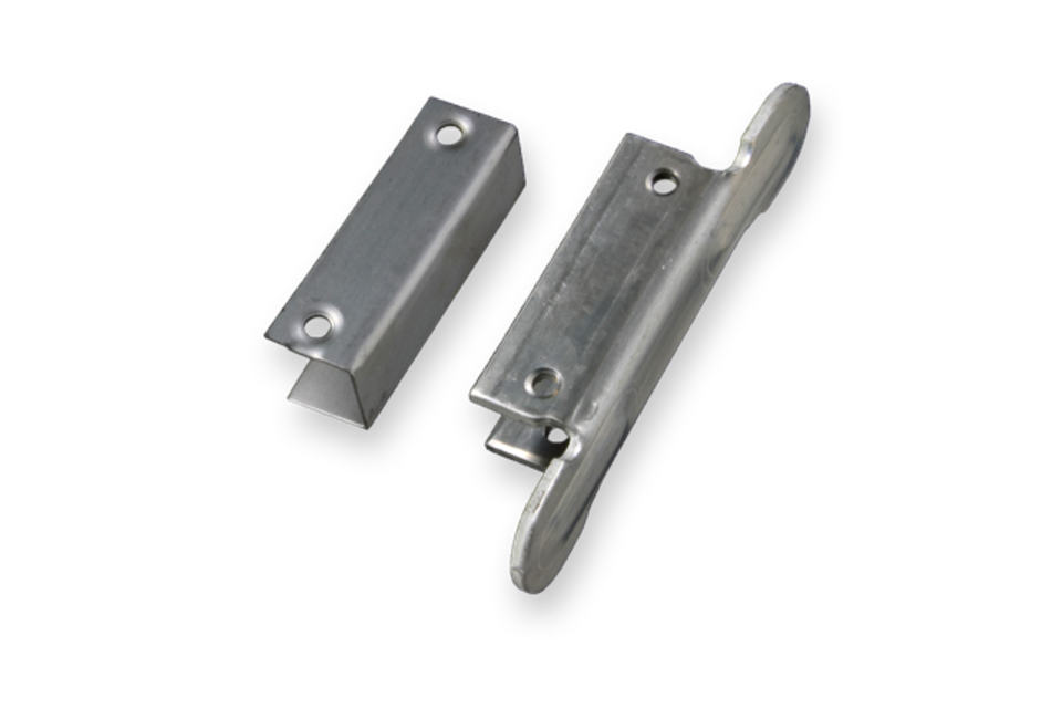 Endstücke Alu/Stahl für Rolltorprofil 1.100 D