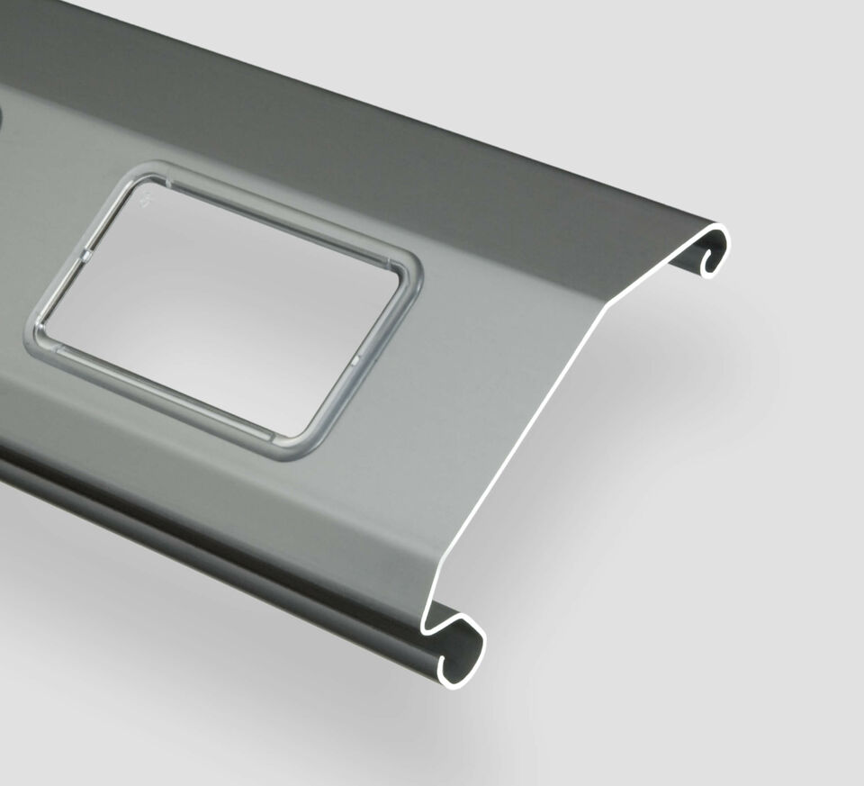 Rolltorprofil 1.1590 mit Fenstern